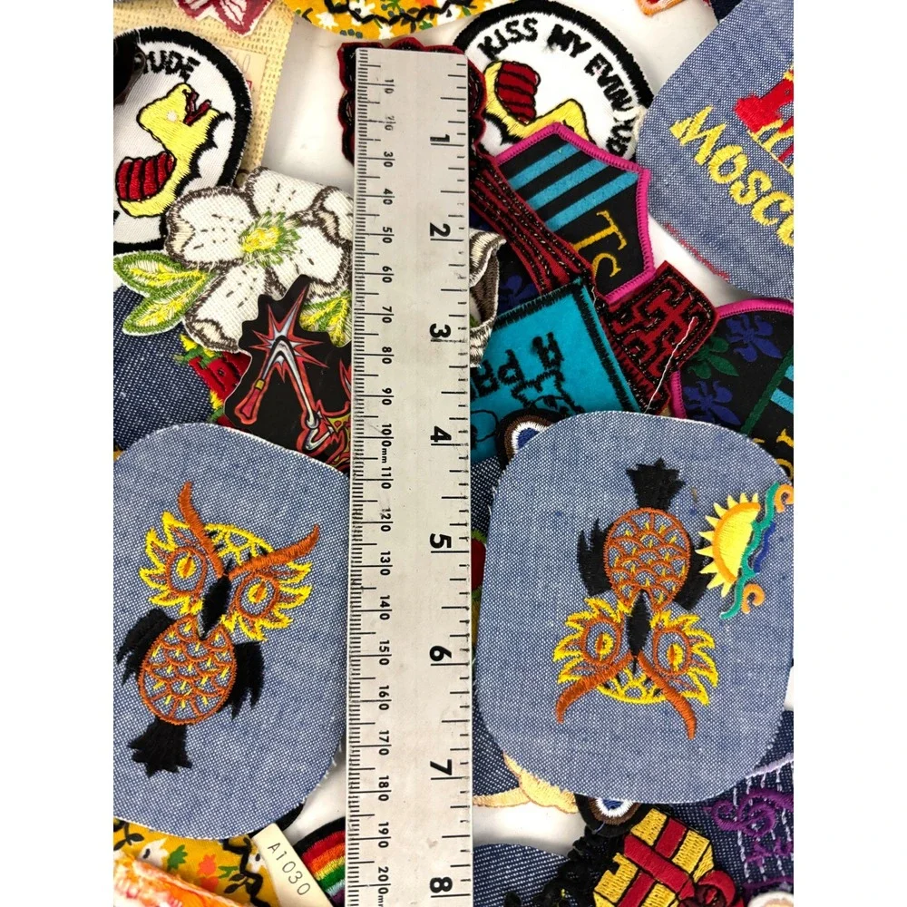 150 Assorted Applique Patches Iron-On or Sew-On Mixed Sequin Craft Lot New‎